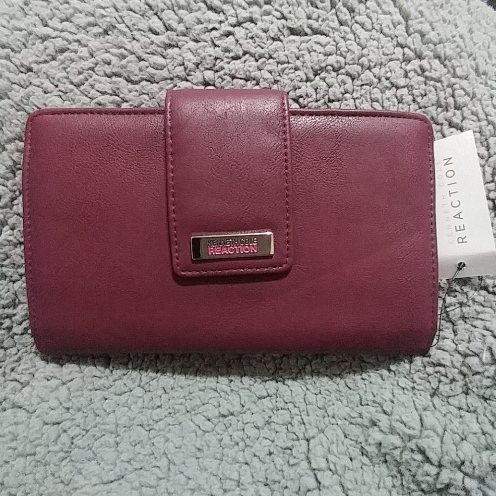 Brand new Kenneth Cole wallet